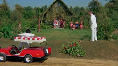 ROARKE Smiles everyone Smiles - Fantasy Island
