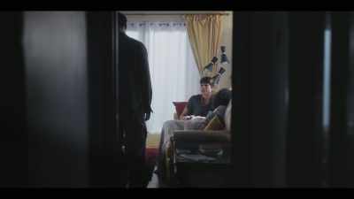 Robbie, are you okay? - Girl in the Video