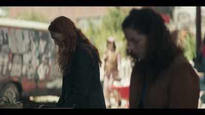 Robbie... (laughs) - Y: The Last Man