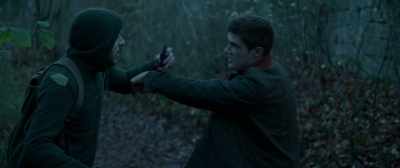Robbie, look.
Point the camera at me, - Kill Ben Lyk