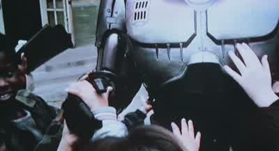 Robo excuse me robo Any special messagefor all the kids watching at homeStay out of trouble - RoboCop