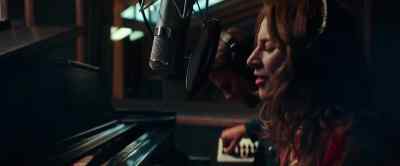 Robert. Robert! - A Star Is Born
