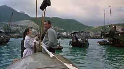Robert, his son live there.
Oh, look, his baby. - The World of Suzie Wong