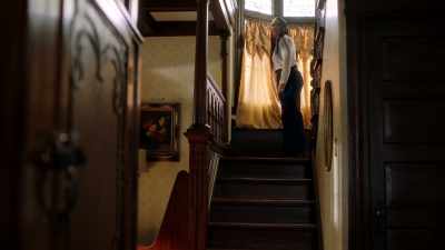 [Robert]: Two scoops, Carol.
Thank you. - Little Girl in the Window