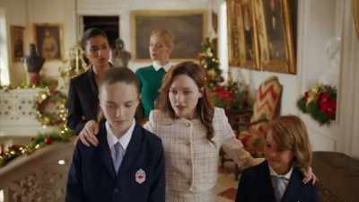 Robert, we've managed
to make time for me to help - The Royal Nanny