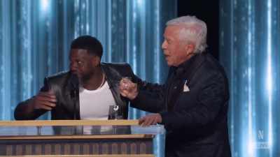 Robert's here.
Wait, Bill... Don't move. Bill. Bill. - The Roast of Tom Brady