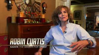 Robin relaxed - The Center Seat: 55 Years of Star Trek