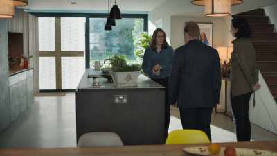 Robin used to co-own a
PR firm, Hillside PRP. - The Chelsea Detective