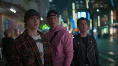 [rock music plays] - Julie and the Phantoms