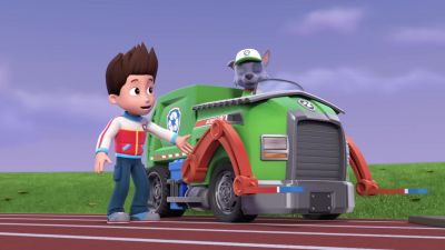 Rocky, grab the bleacher seats - PAW Patrol