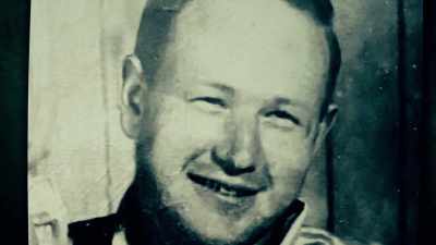 ROD ENGLERT: She crossed
his path, he saw shoes, - World's Most Evil Killers