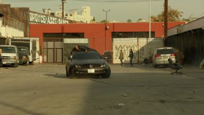 Rog, what are you doing? - Lethal Weapon