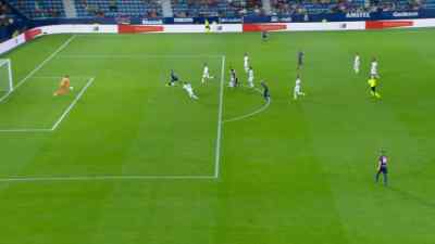 Roger inside the box! - Real Madrid: Until the End