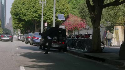 Roger: Wait! - The Rookie