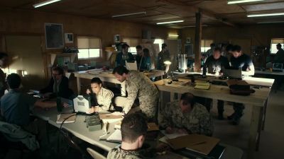 Roger. What's the LZ? - SEAL Team