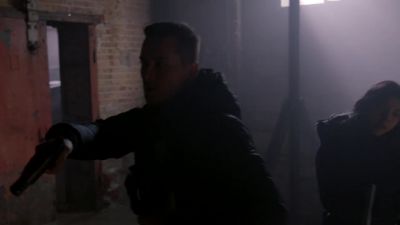Rojas, this is the room.
- Yeah. - Chicago P.D.