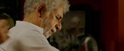 Roll up my sleeves...please. - Ok Jaanu