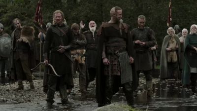 Rollo: priests: ...Et spiritus sancti. - Vikings