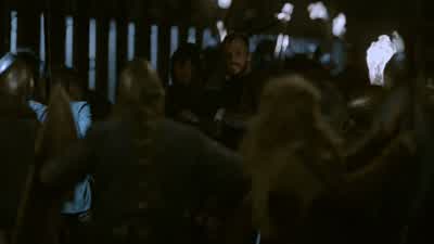 Rollo! We can't get through! Fall back! - Vikings