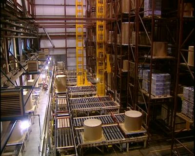 ROLLS ARE SENT
TO AN AUTOMATED WAREHOUSE. - How It's Made
