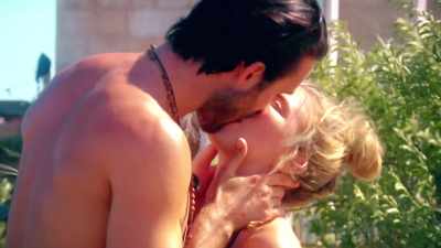 (ROMANTIC MUSIC PLAYS) - Love Island
