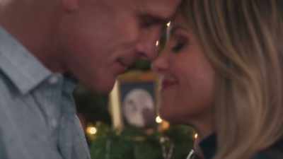 [romantic music] - My Christmas Hero