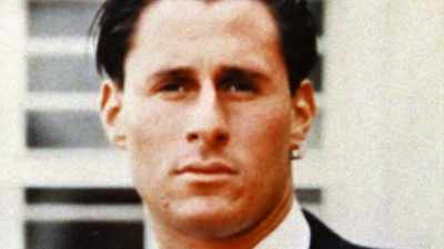 Ron Goldman's body was
found sprawled on the ground. - How It Really Happened