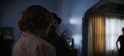 [Ronald] That was good work, Mary.
You're a fine actress. - No Sudden Move