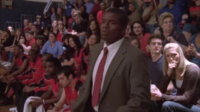 Ronnie. Come here. - One Tree Hill