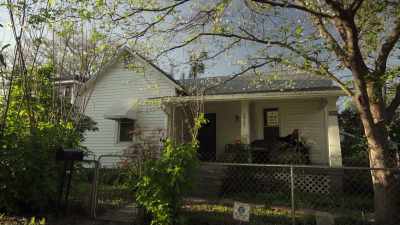 Ronnie would come over here
and sit on the porch - If I Leave Here Tomorrow: A Film About Lynyrd Skynyrd