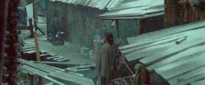 (rooster crowing) - McCabe &amp; Mrs  Miller
