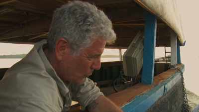 [rooster squawking] - Roadrunner: A Film About Anthony Bourdain