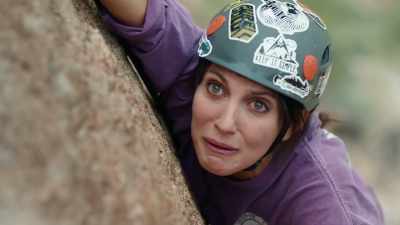 [rope snaps]
[both scream] - Kidnapping in the Grand Canyon