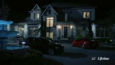 [rory]
on three, two, one... - Fallen Angels Murder Club: Friends to Die For