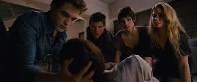 Rosalie, pass the morphine. - The Twilight Saga: Breaking Dawn - Part 1