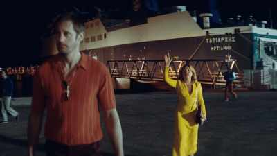Rose!
[Car door closes] - The Little Drummer Girl