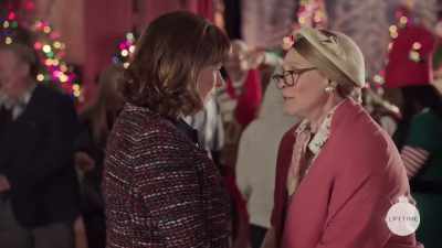 Rose, Martha, what would
this town do without ya? - A Christmas in Tennessee