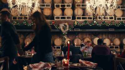 ♪ Round yon Virgin
Mother and Child ♪ - A Maple Valley Christmas