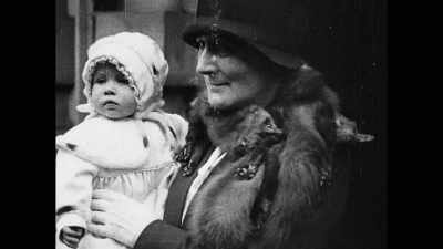 [ROYA NIKKHAH]:
When Princess Elizabeth is born - Elizabeth Windsor
