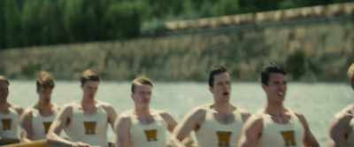 ROYAL: Washington
is passing Syracuse. - The Boys in the Boat
