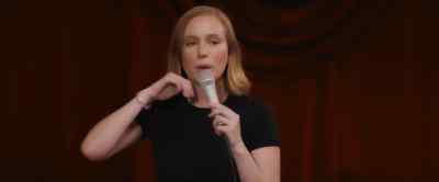 "ruined." And my friends, - Hannah Einbinder: Everything Must Go