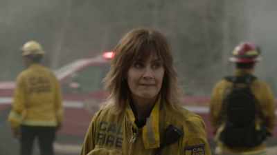 Run a hose team on the structure - Fire Country