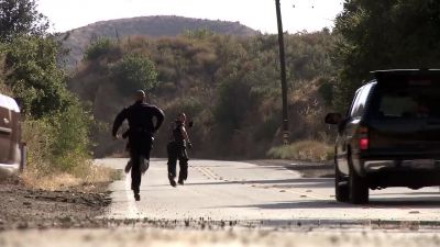 Run, prospect. Run! - Sons of Anarchy