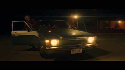 ♪ Run, run
Run, run ♪ - Thou Shalt Not Steal