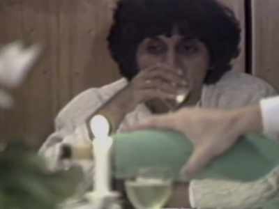 ♪ Run... ♪ - Wild Wild Country