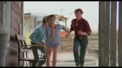 Run! Don't look back. Come on! Come on! - Tremors