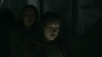 : Run! ♪ ♪ - - Tess: Ah! - The Last of Us