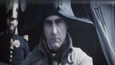 Runner coming through. Make way. - Napoleon