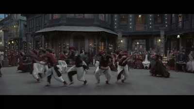 Running through the streets - Gangubai Kathiawadi