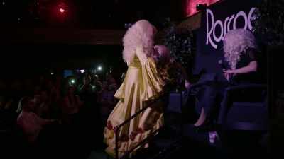 [RUPAUL'S DRAG RACE THEME PLAYS] - Trixie Mattel: Moving Parts
